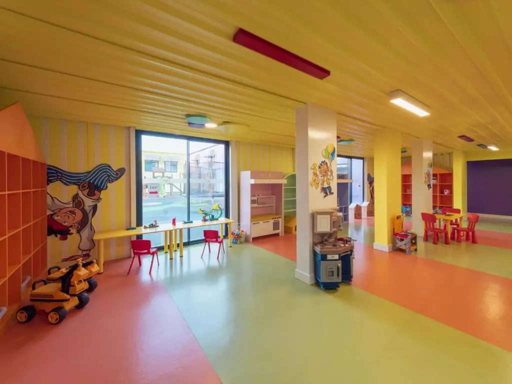 اتاق بازی هتل آستریا کرملین پالاس آنتالیا